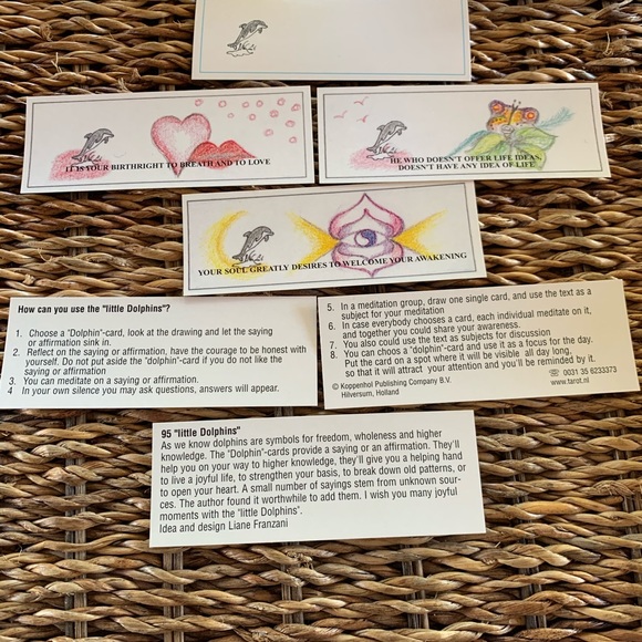 Dolphin Affirmation / Oracle Cards / Tarot - Picture 2 of 2